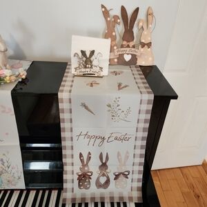 Easter Bunny Table Runner Centrepiece Set Incl. Wooden Napkin Holder & Sign NEW!
